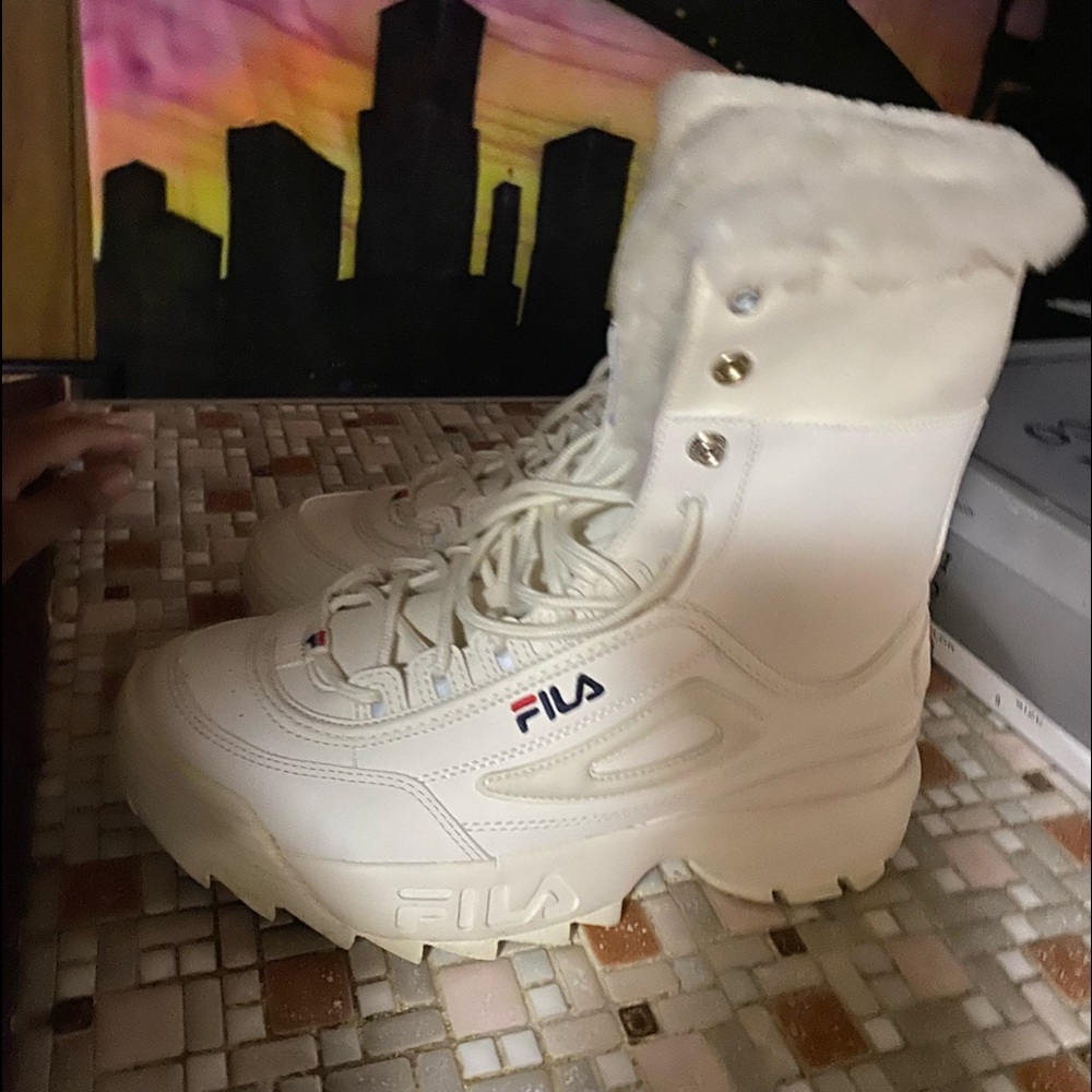 Sneakers